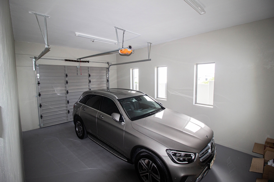 6 Bedroom Property for Sale in Kleinbaai Western Cape